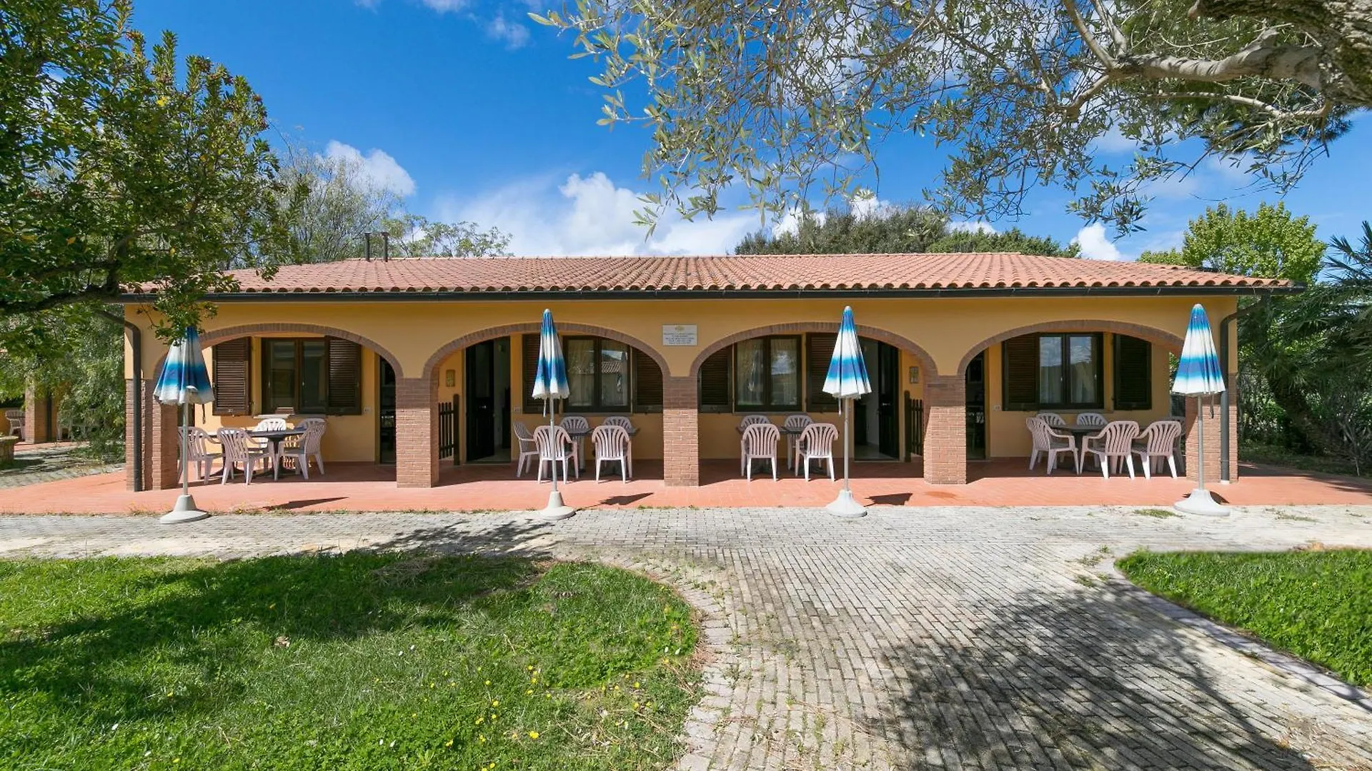 Vakantieboerderij Il Girasole - Ulivo Villa Venturina Terme Italië